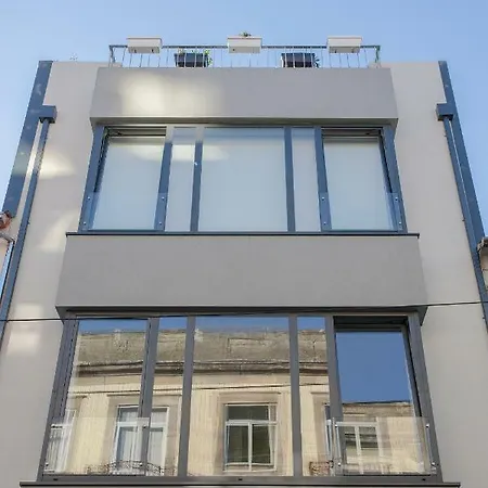 Liiiving In I Bright Light Apartment Porto