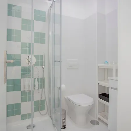 Apartment Liiiving In I Bright Light