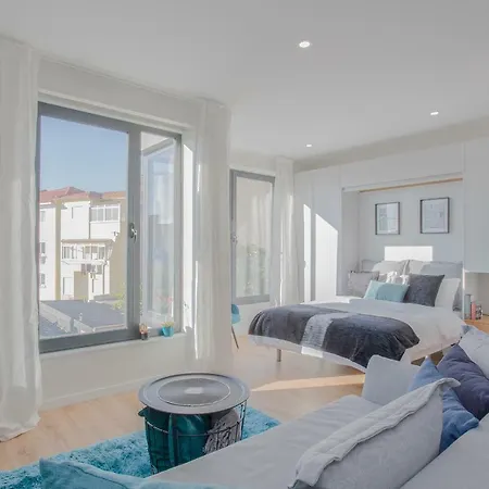 Liiiving In I Bright Light * Порту