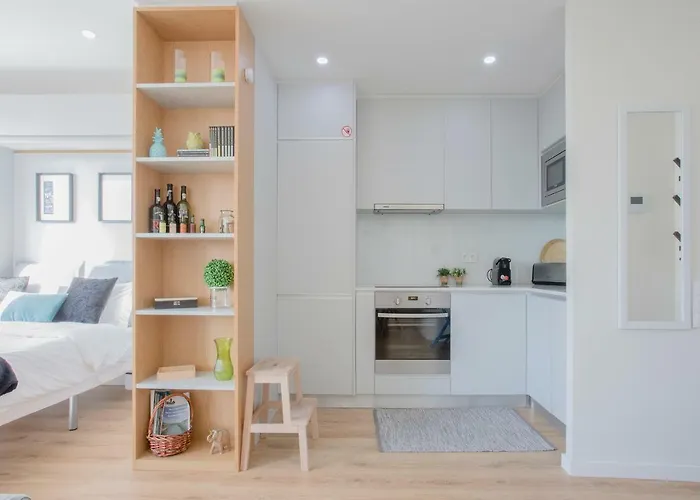 Liiiving In I Bright Light Πόρτο