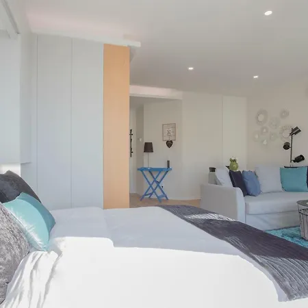 Liiiving In I Bright Light 公寓 *