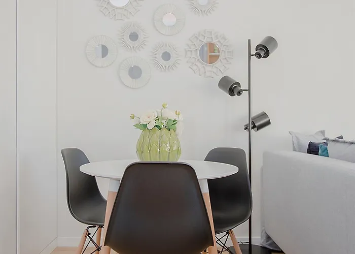 Liiiving In I Bright Light Appartement Oporto